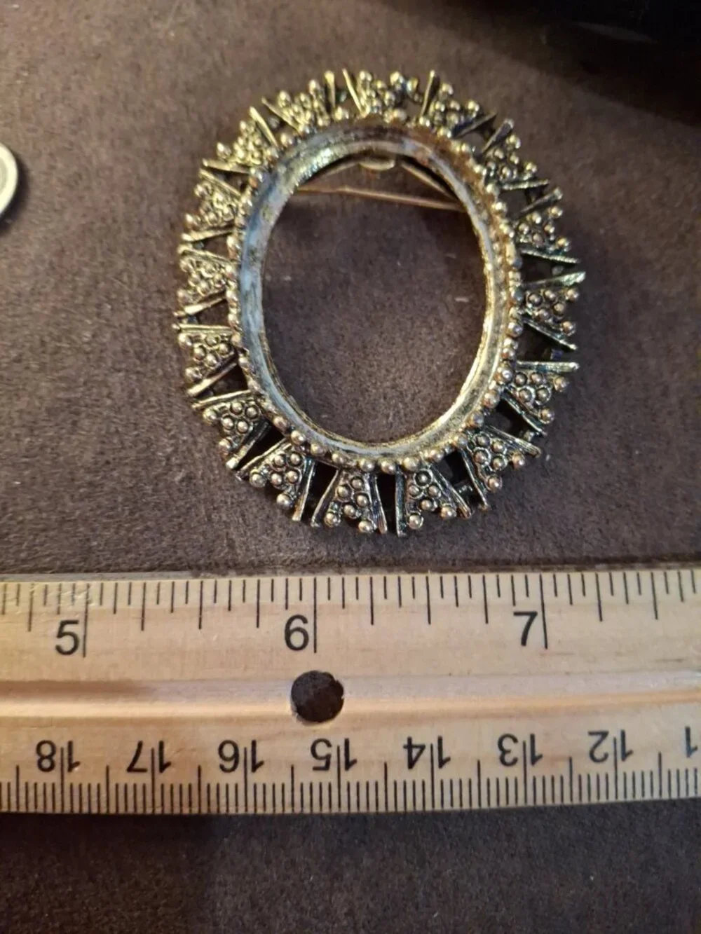 Vintage Goldtone Ornate Brooch Pin Or Pendant. Frame Only.